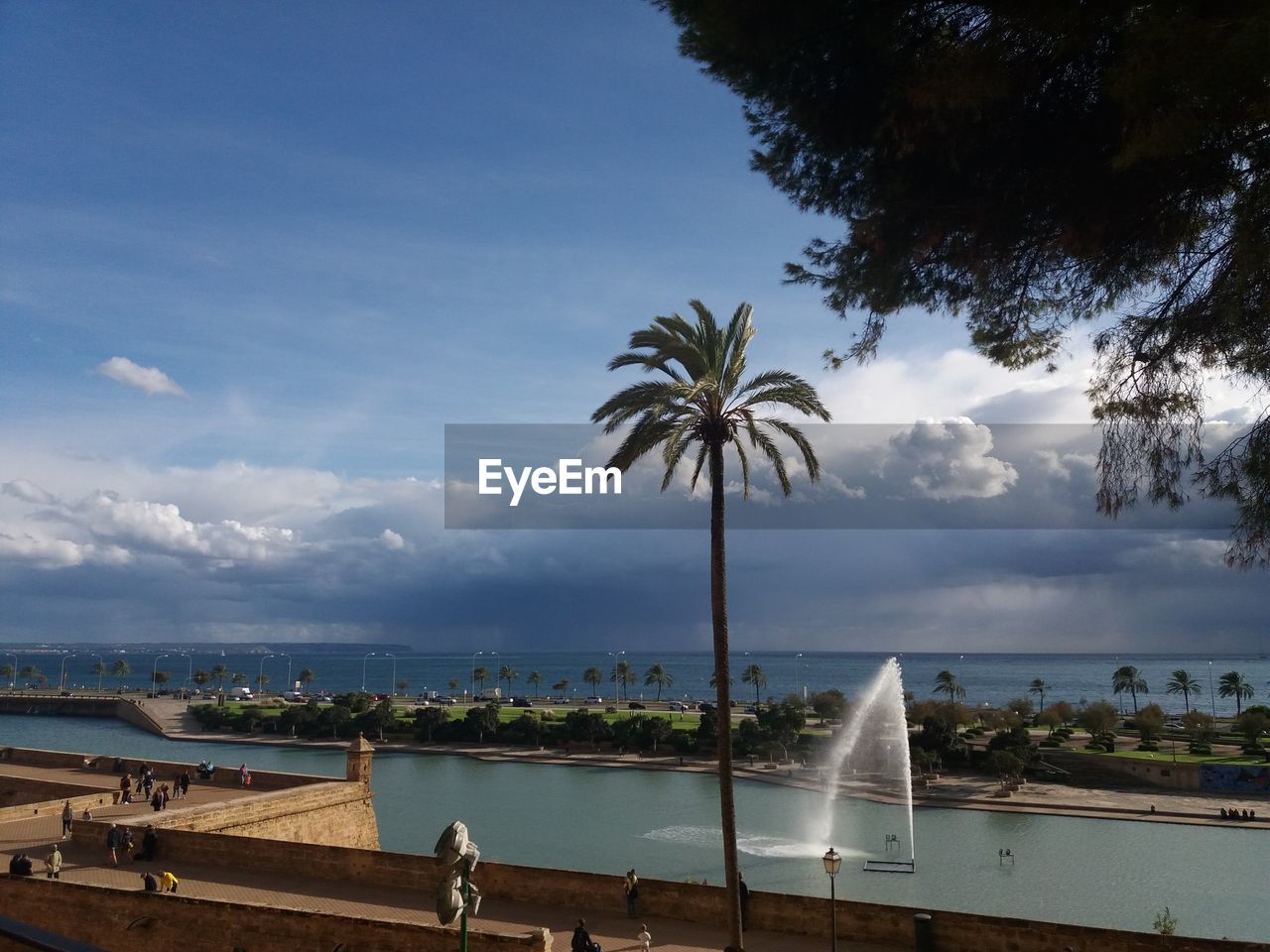 SCENIC VIEW OF SWIMMING POOL AGAINST SKY