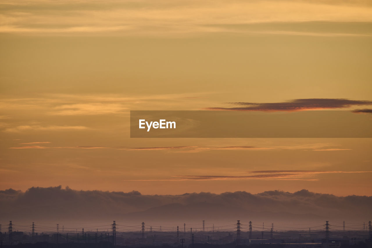 SCENIC VIEW OF SUNSET SKY