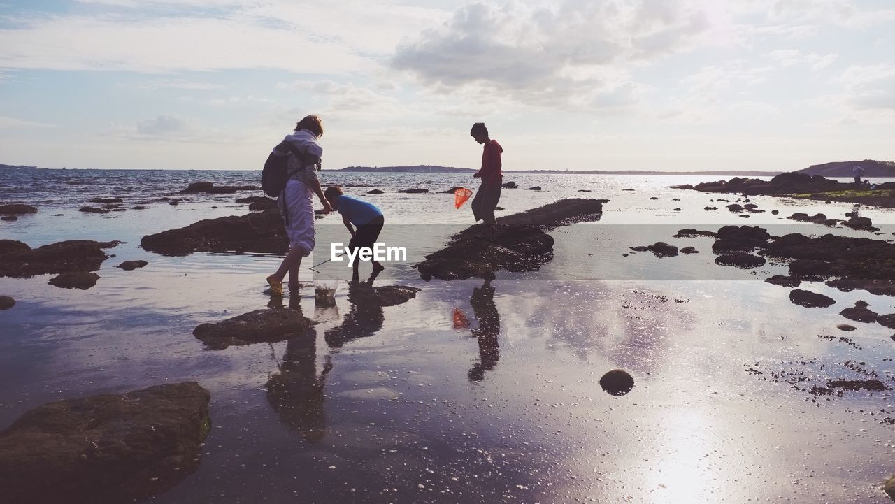 PEOPLE ON BEACH