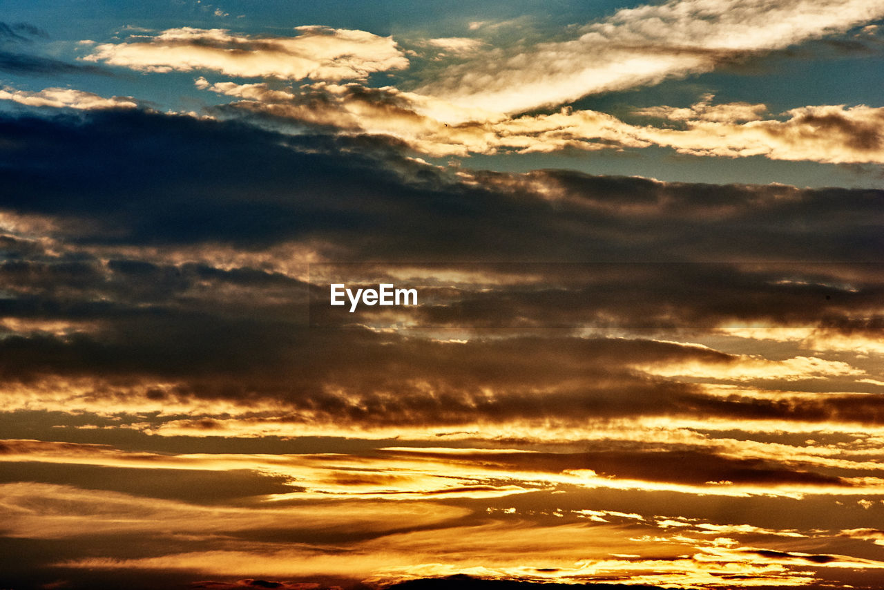 LOW ANGLE VIEW OF CLOUDS IN SKY