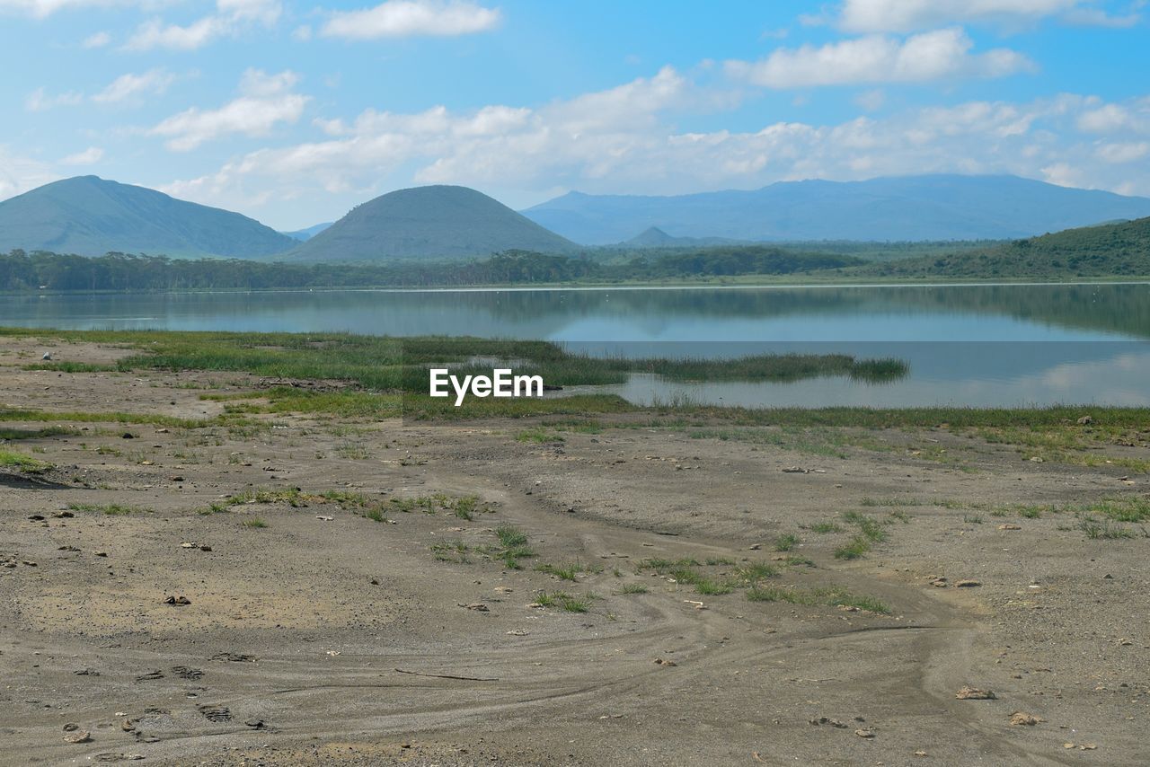 Scenic lake against a mountain background, lake elementaita, naivasha, rift valley, kenya