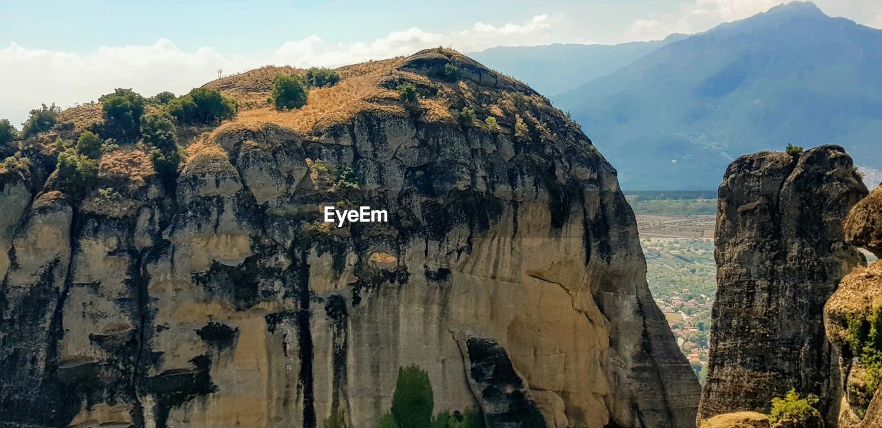 PANORAMIC VIEW OF ROCK FORMATION AGAINST SKY