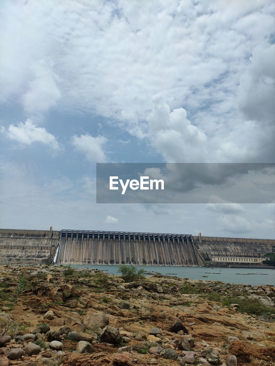 DAM AGAINST SKY