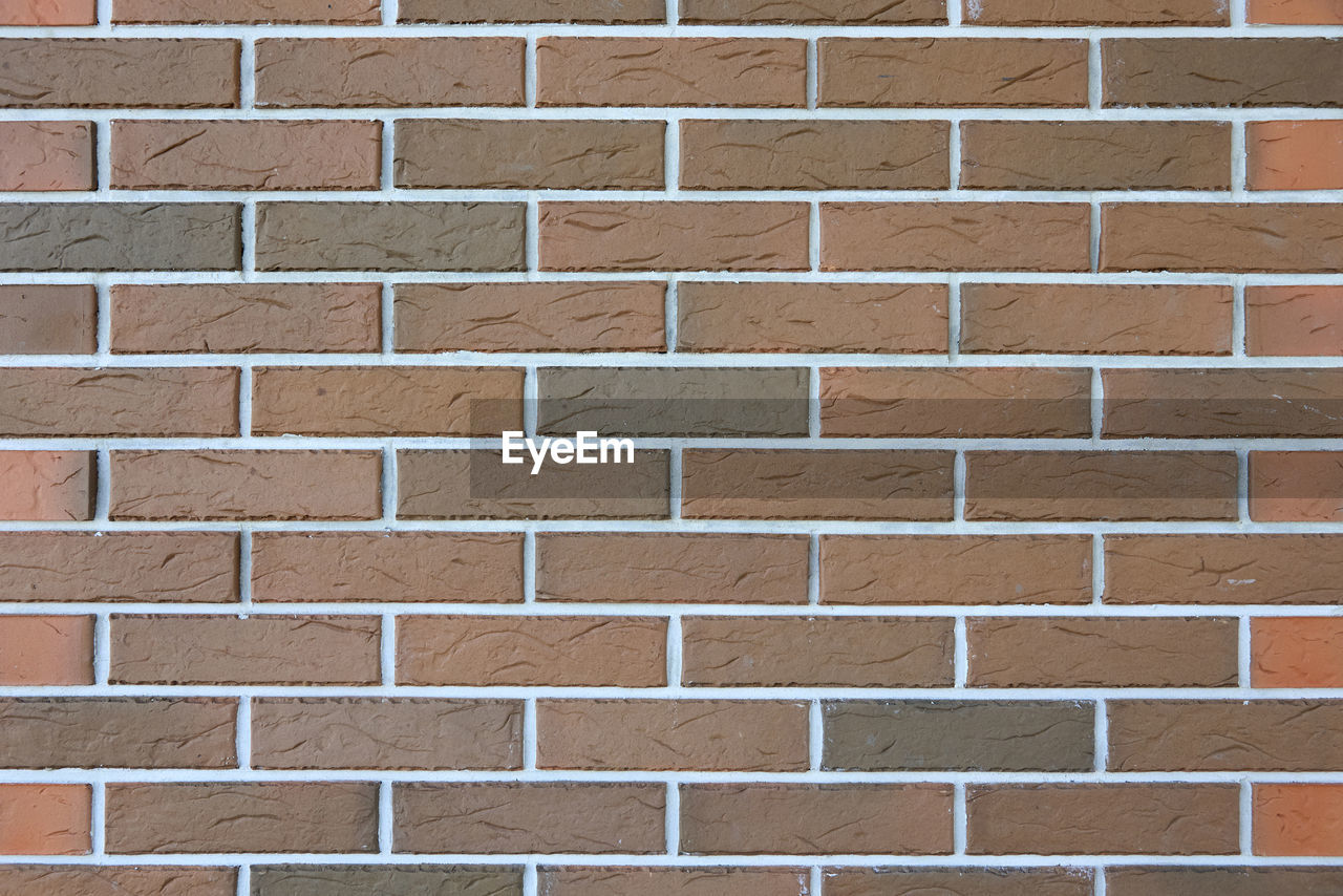 brick, brickwork, pattern, brick wall, backgrounds, full frame, wall, wall - building feature, built structure, floor, architecture, tile, no people, textured, repetition, flooring, day, brown, building exterior, close-up, road surface, in a row