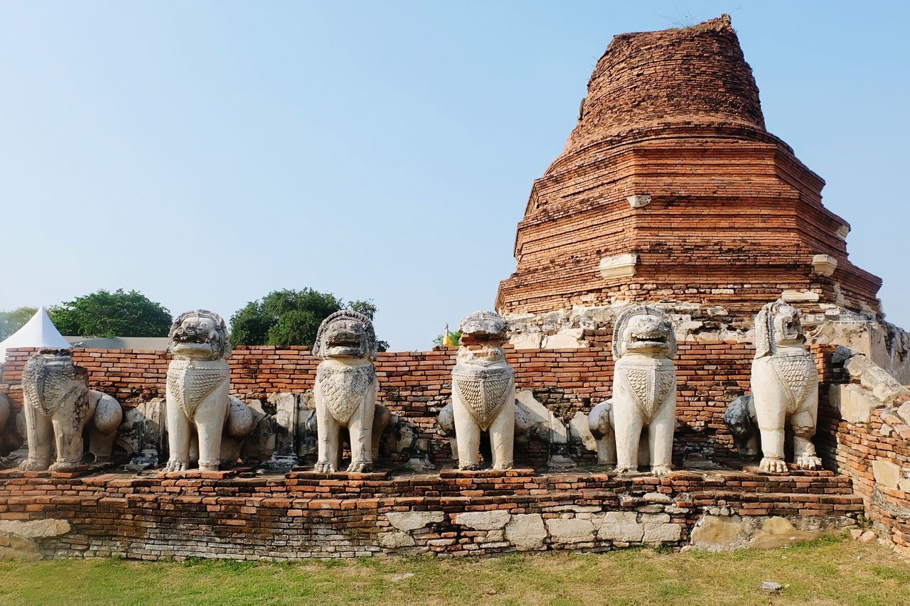 STATUE OF TEMPLE