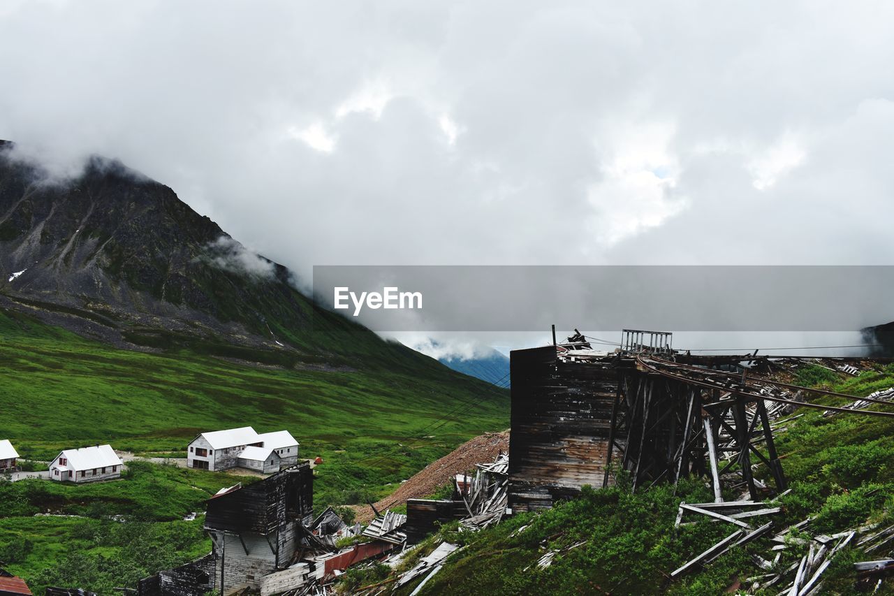 PANORAMIC SHOT OF BUILDINGS AGAINST SKY