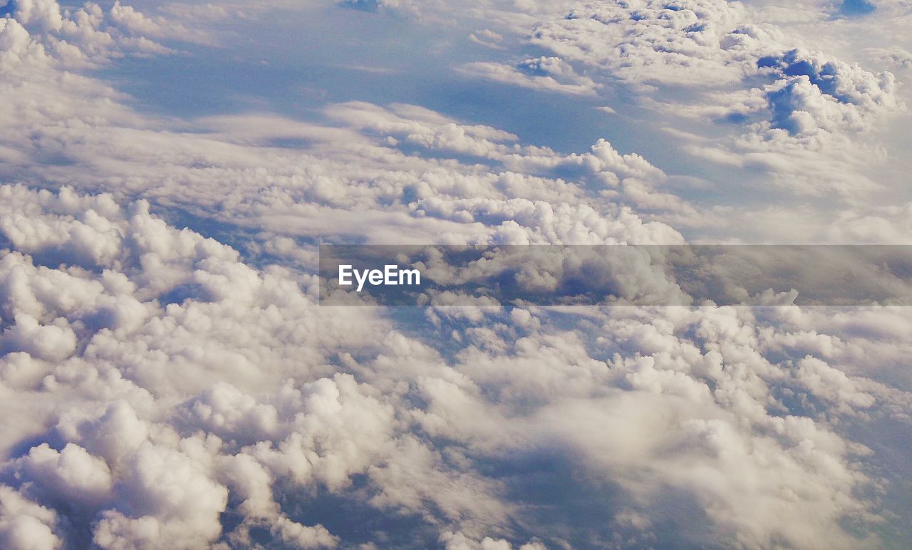 LOW ANGLE VIEW OF CLOUDSCAPE AGAINST SKY