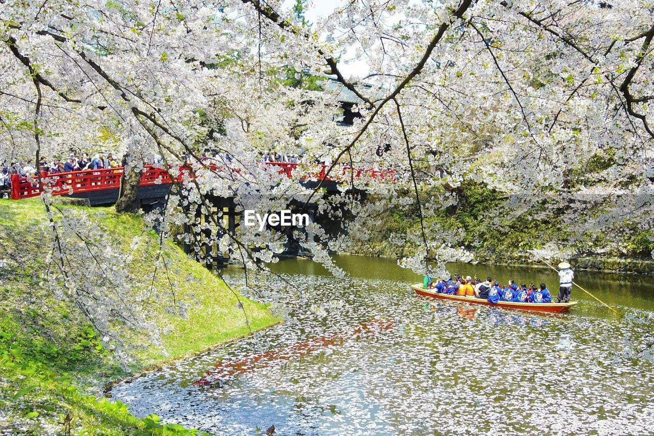 SCENIC VIEW OF RIVER AGAINST SKY