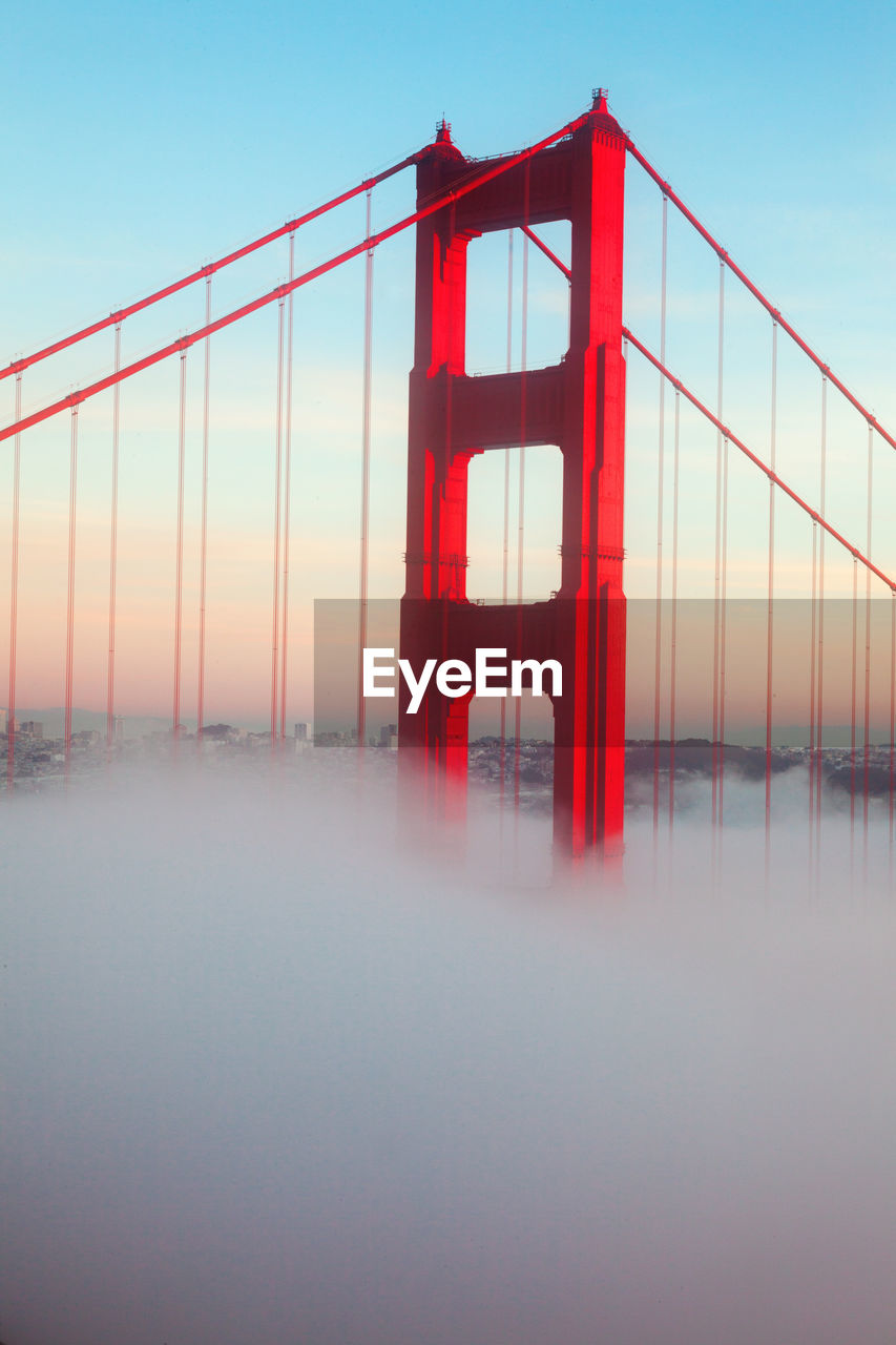 VIEW OF GOLDEN GATE BRIDGE