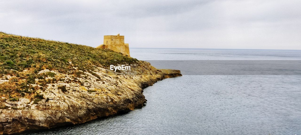 A watch out tower built from the knights eta