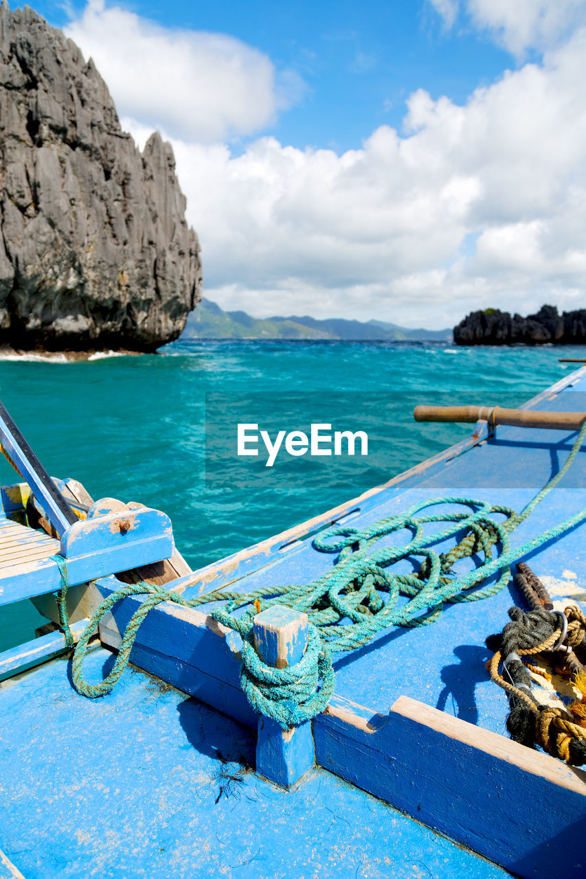 SCENIC VIEW OF SEA AGAINST BLUE SKY