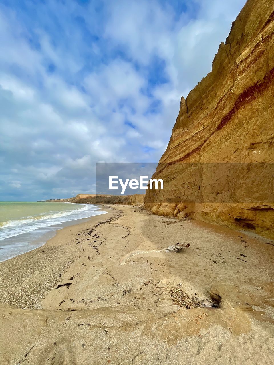 SCENIC VIEW OF BEACH