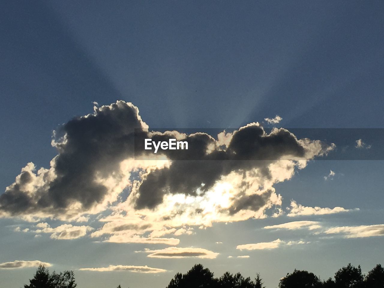 Low angle view of cloudy sky