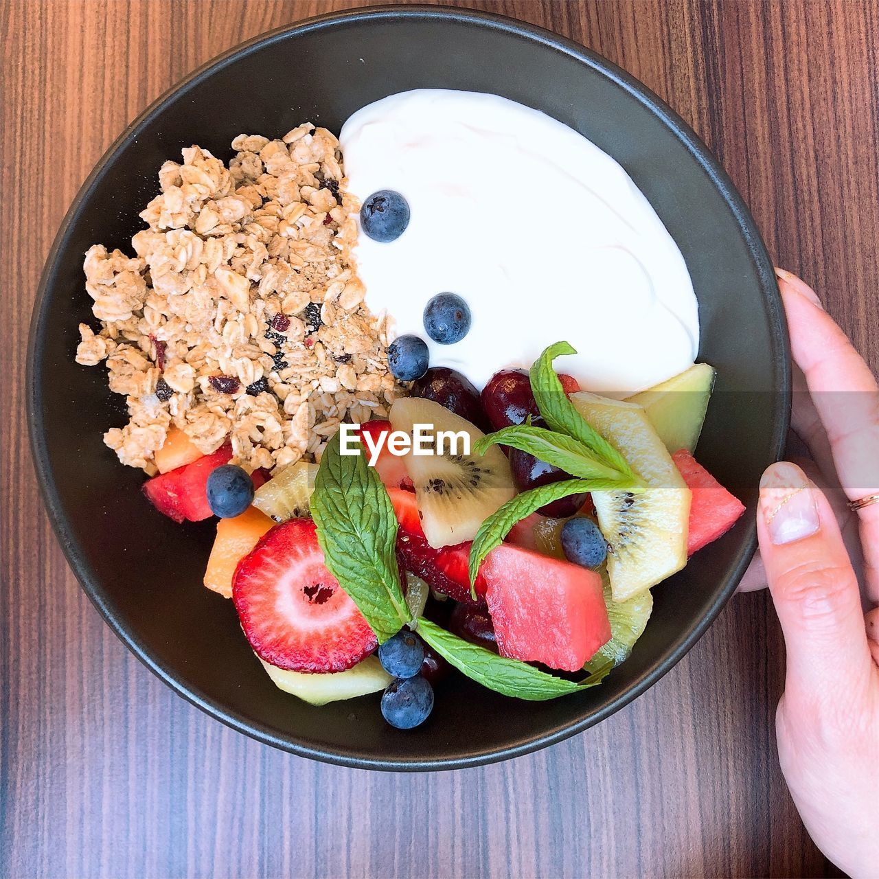 HIGH ANGLE VIEW OF BREAKFAST IN BOWL