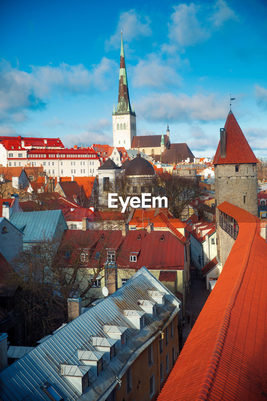 BUILDINGS IN TOWN AGAINST SKY