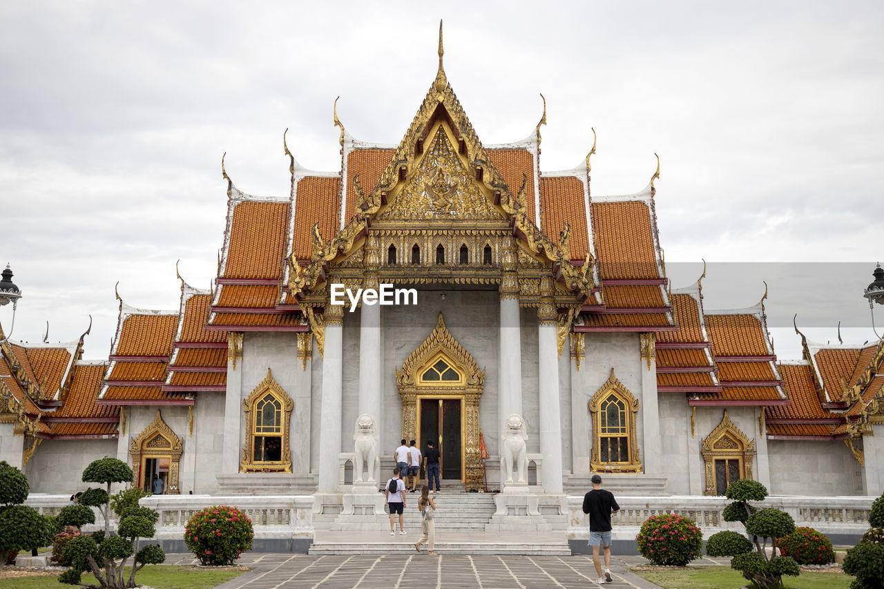 Tourists visiting the marble temple, a major destination in bangkok. 