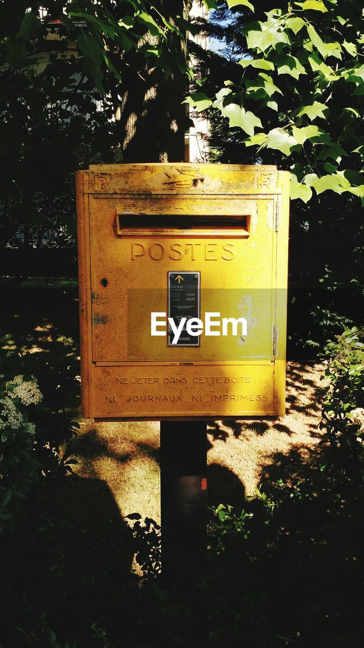 Old mailbox