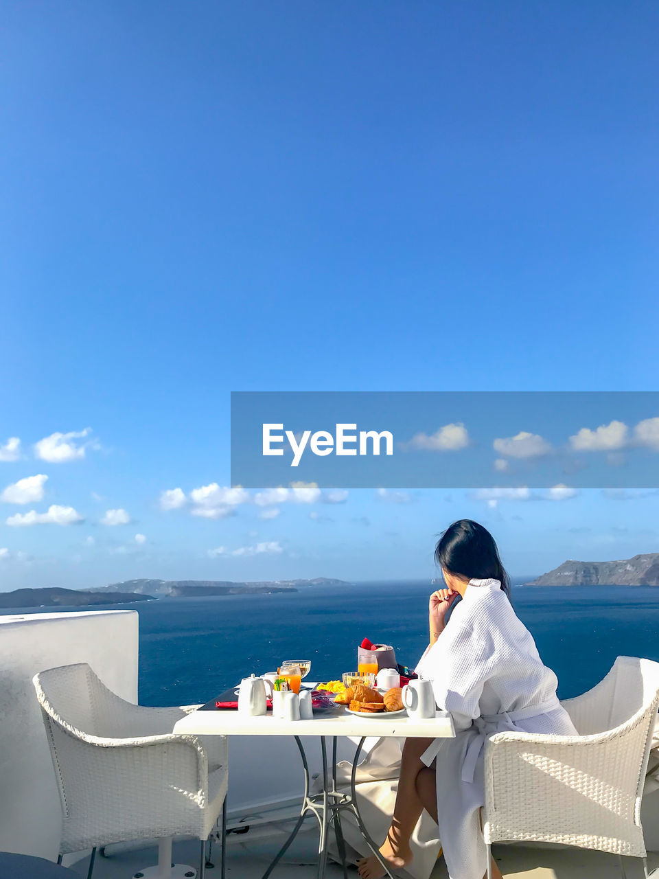 Breakfast with caldera view