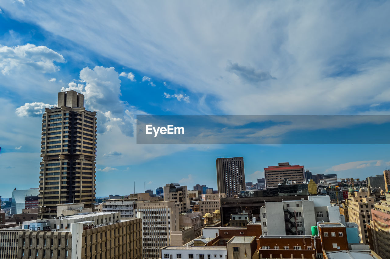 BUILDINGS AGAINST SKY IN CITY