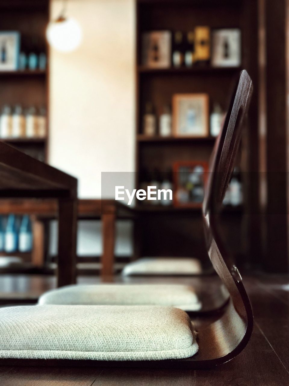 CLOSE-UP OF TABLE