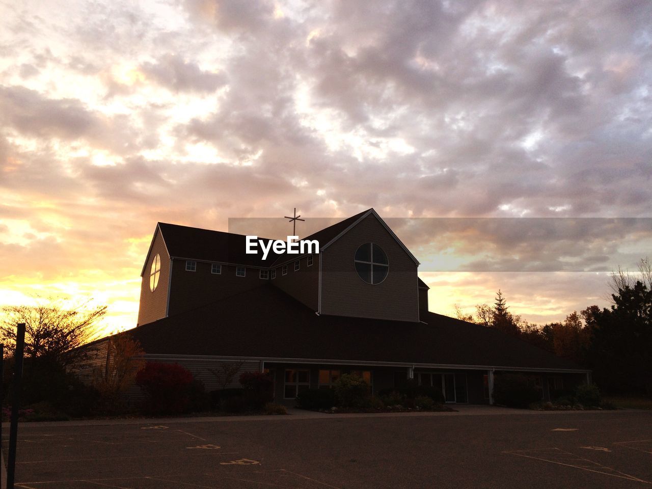 CLOUDY SKY AT SUNSET