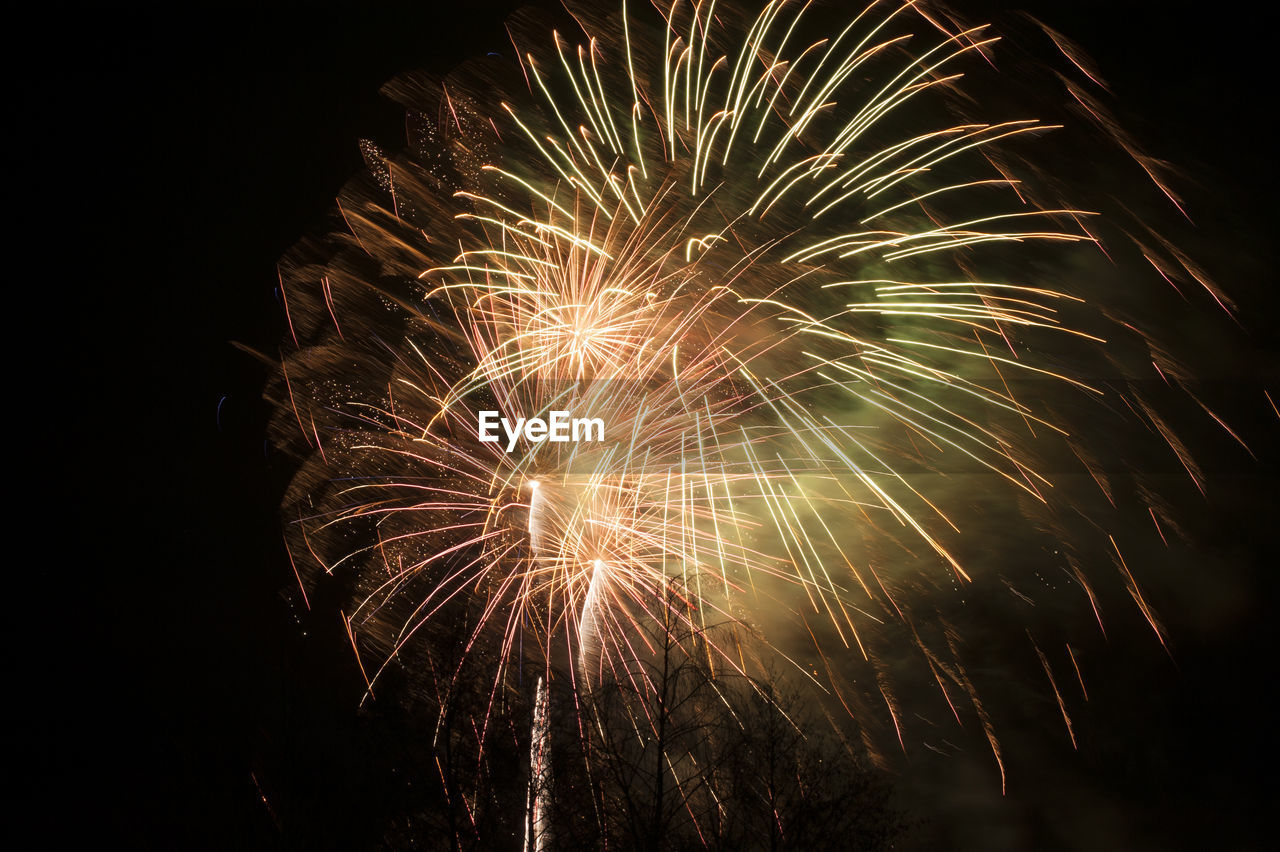 Long exposure of a fireworks at the turn of the year