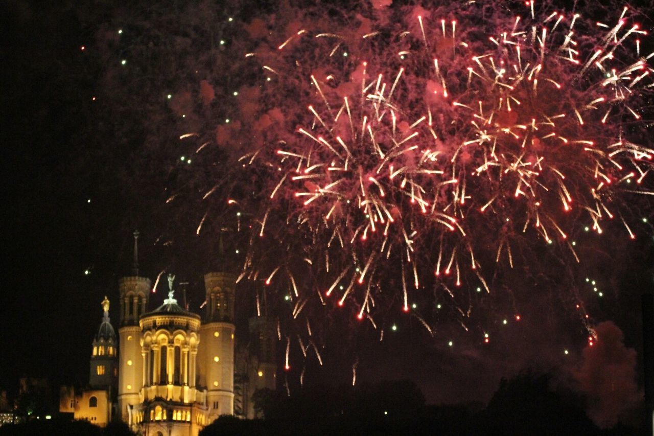 FIREWORKS EXPLODING IN SKY