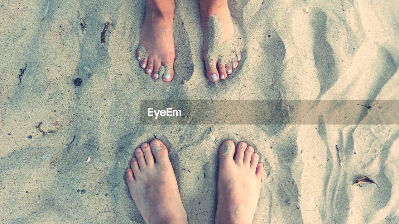 Date of loving people on the evening beach