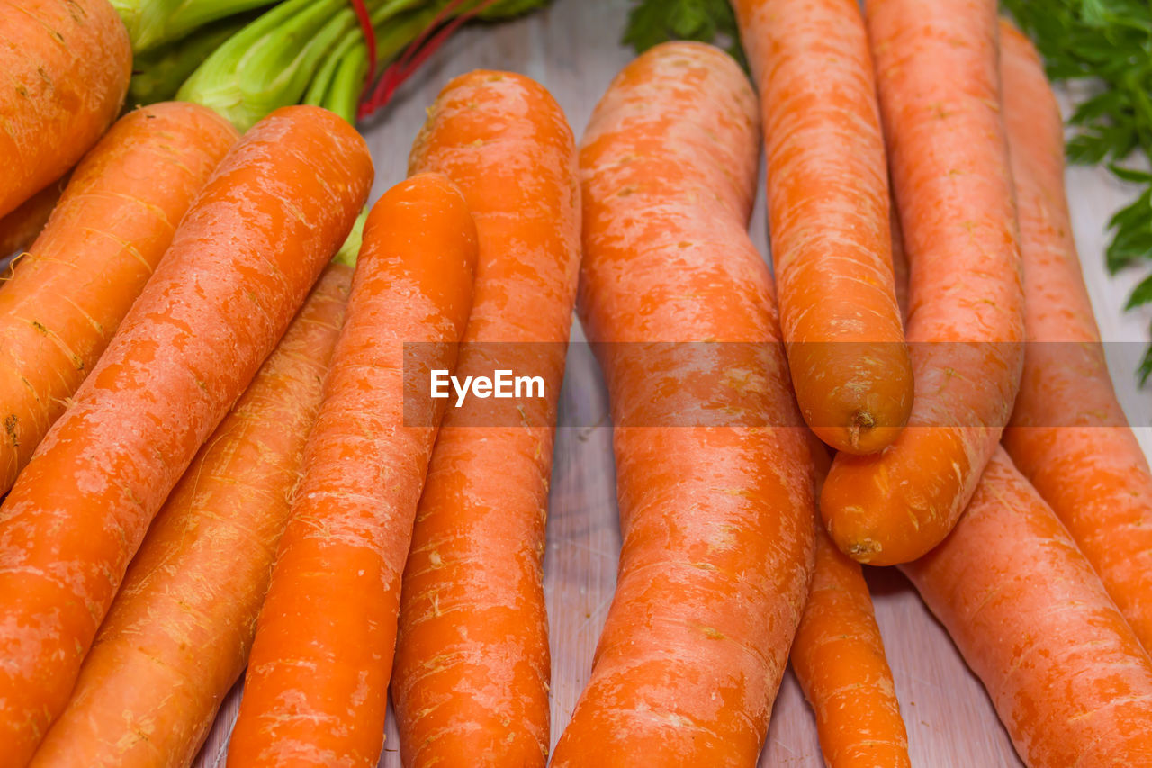 HIGH ANGLE VIEW OF VEGETABLES ON DISPLAY