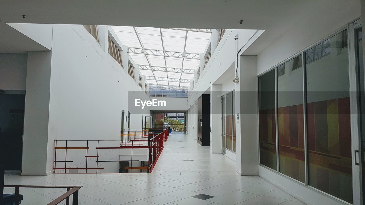 INTERIOR OF EMPTY BUILDING