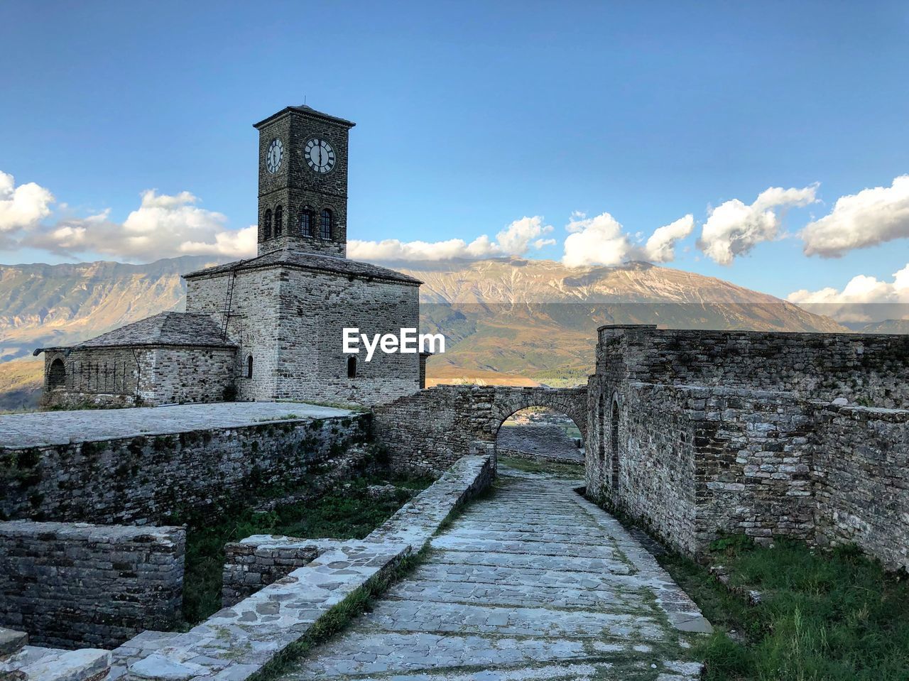 VIEW OF TEMPLE AGAINST BUILDING