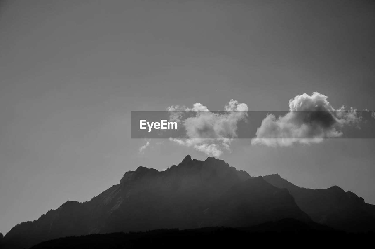 LOW ANGLE VIEW OF MOUNTAIN AGAINST SKY