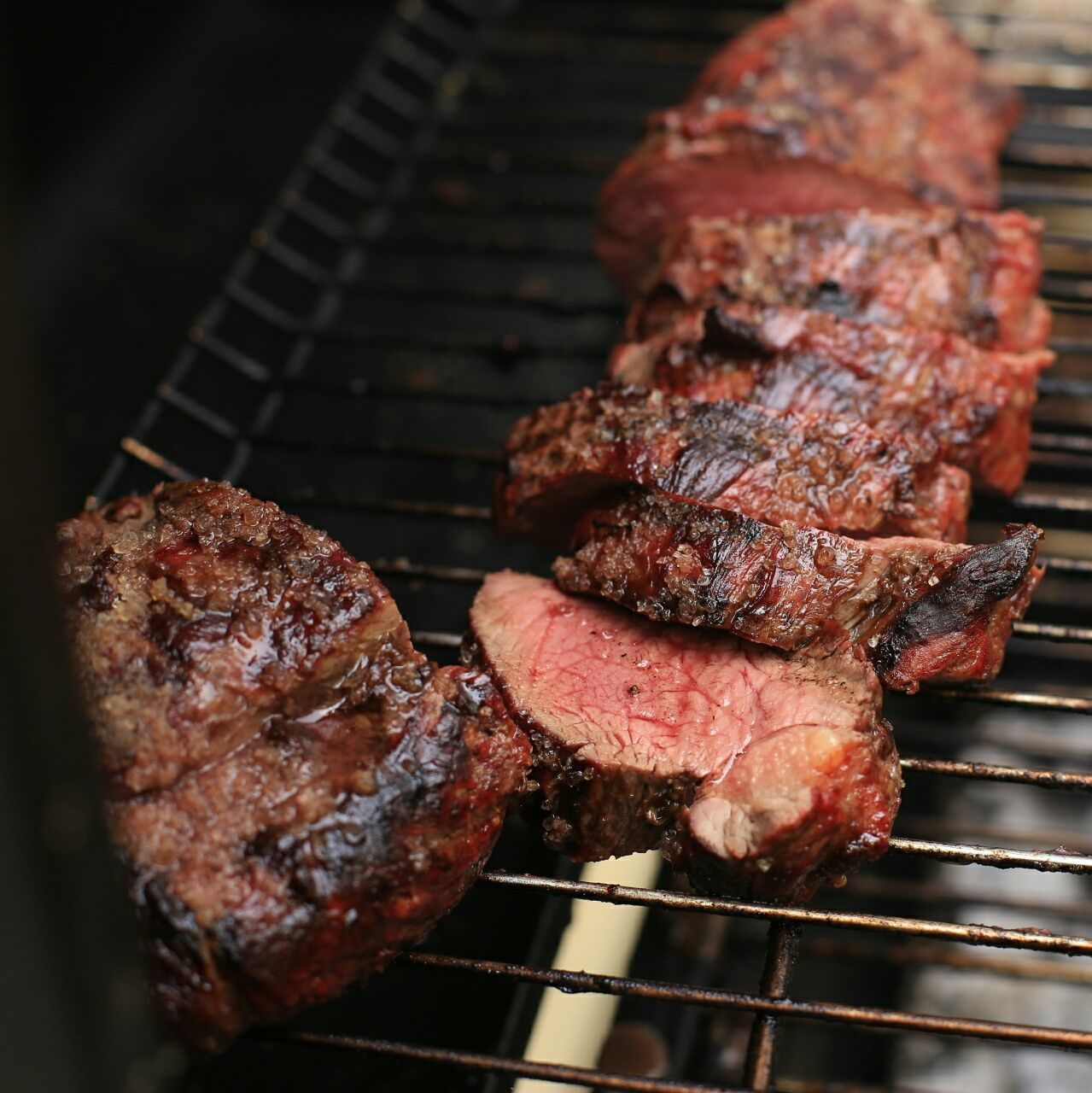 CLOSE-UP OF BARBECUE GRILL