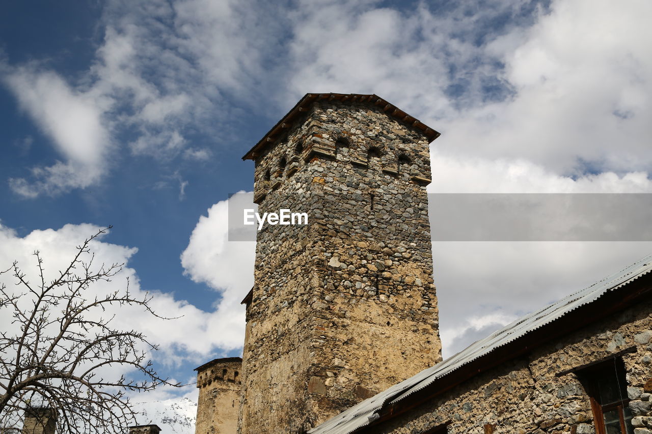 LOW ANGLE VIEW OF TOWER AGAINST SKY