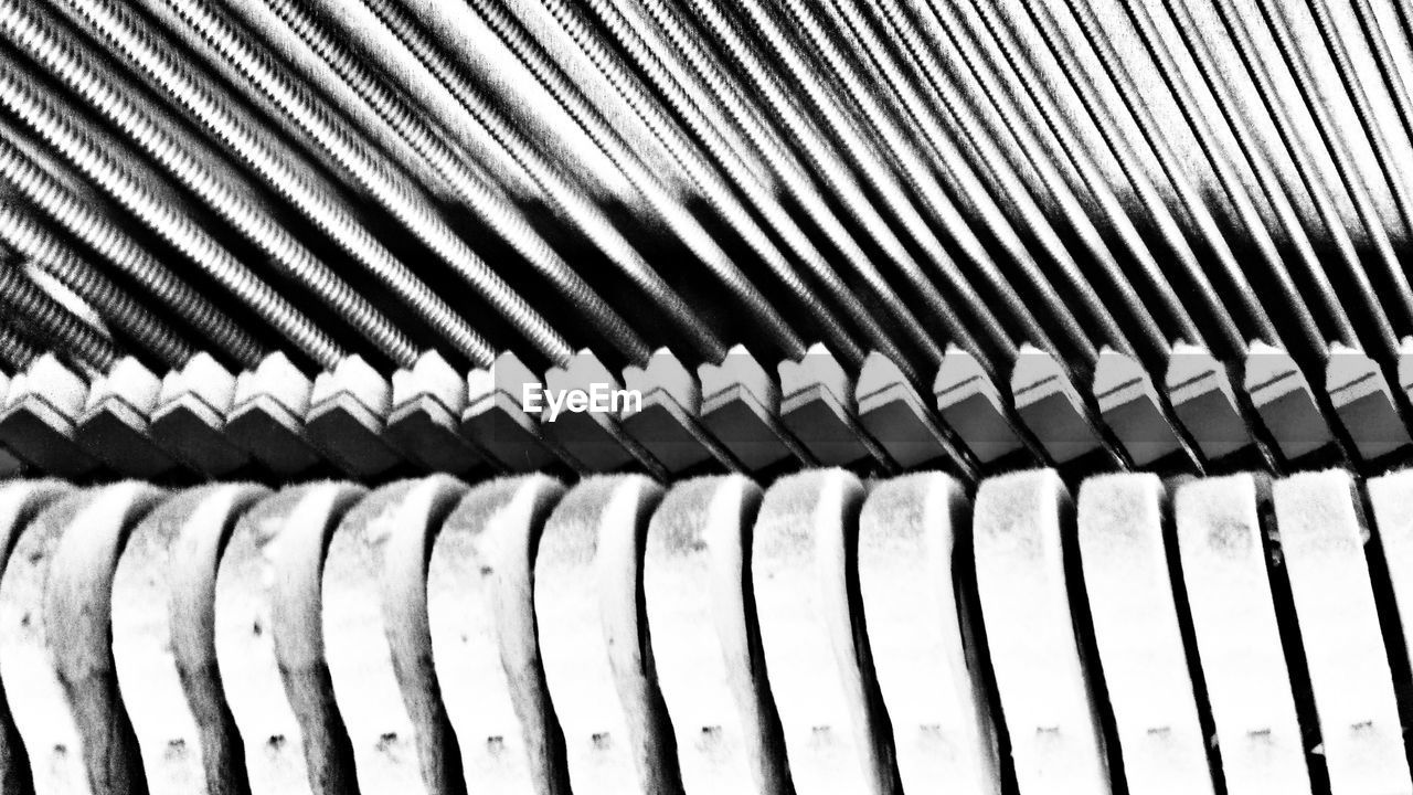 Pianokeys inside