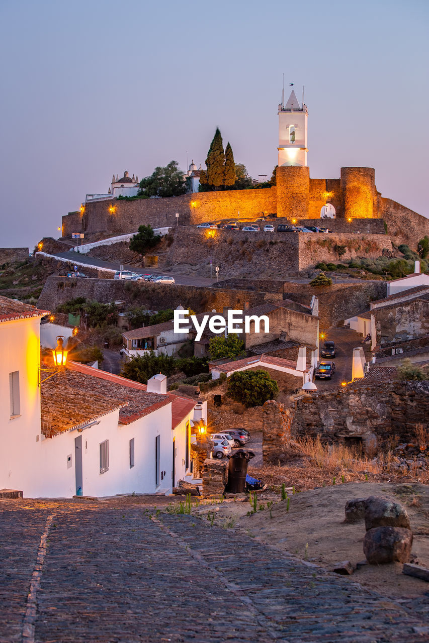 ILLUMINATED BUILDINGS IN CITY