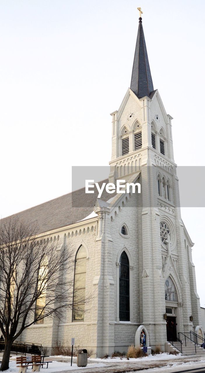 LOW ANGLE VIEW OF CHURCH AGAINST SKY