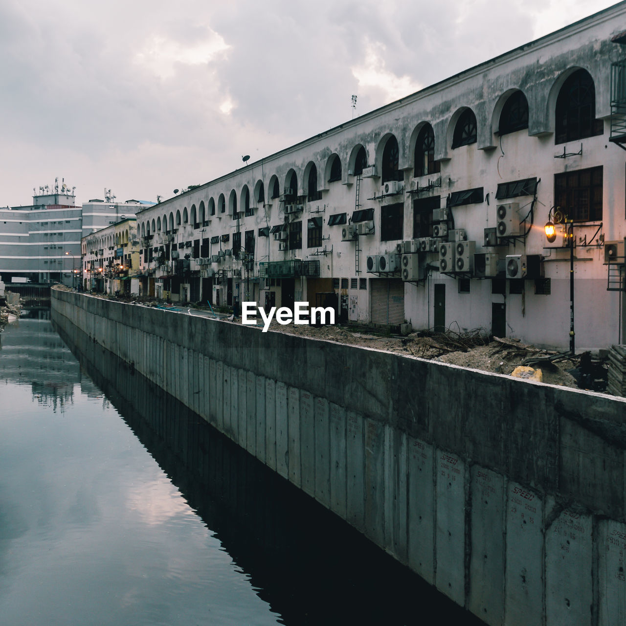 VIEW OF BUILT STRUCTURES WITH WATERFRONT
