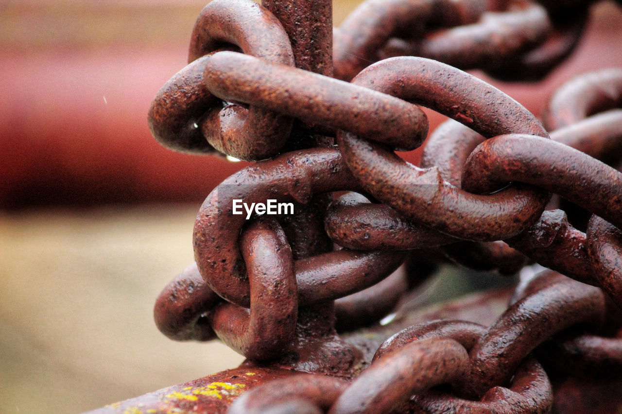 Close-up of rusty chain