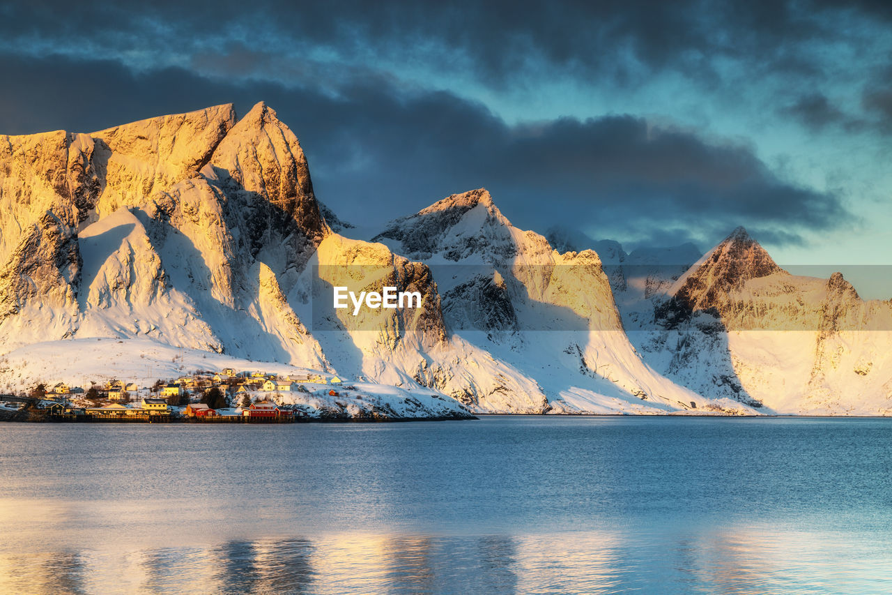 Reine, lofoten, norway