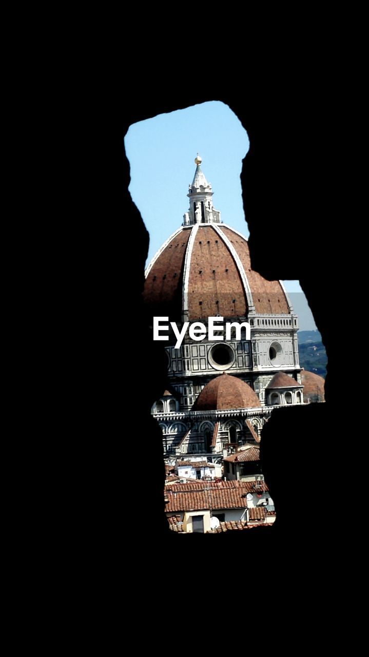 Santa maria del fiore seen through window