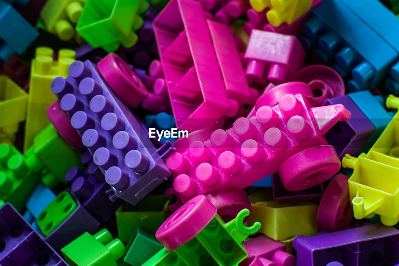multi colored, toy, large group of objects, pink, abundance, no people, close-up, indoors, full frame, variation, purple