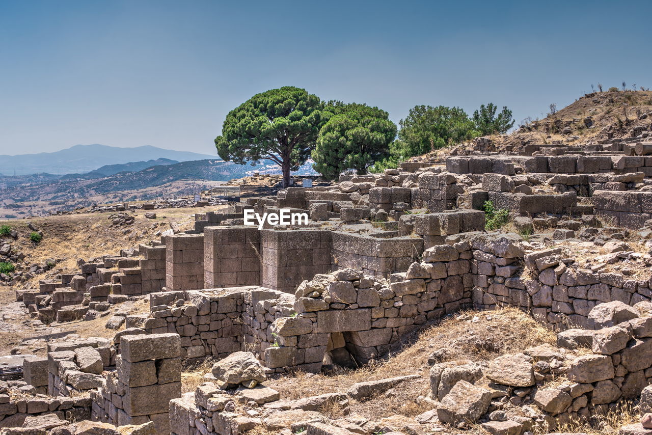 View of old ruin building against sky