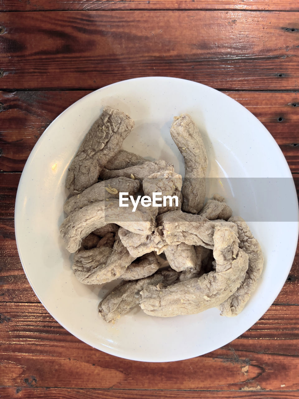 food and drink, food, wood, table, indoors, no people, freshness, dish, produce, directly above, high angle view, wellbeing, still life, healthy eating, animal, plate