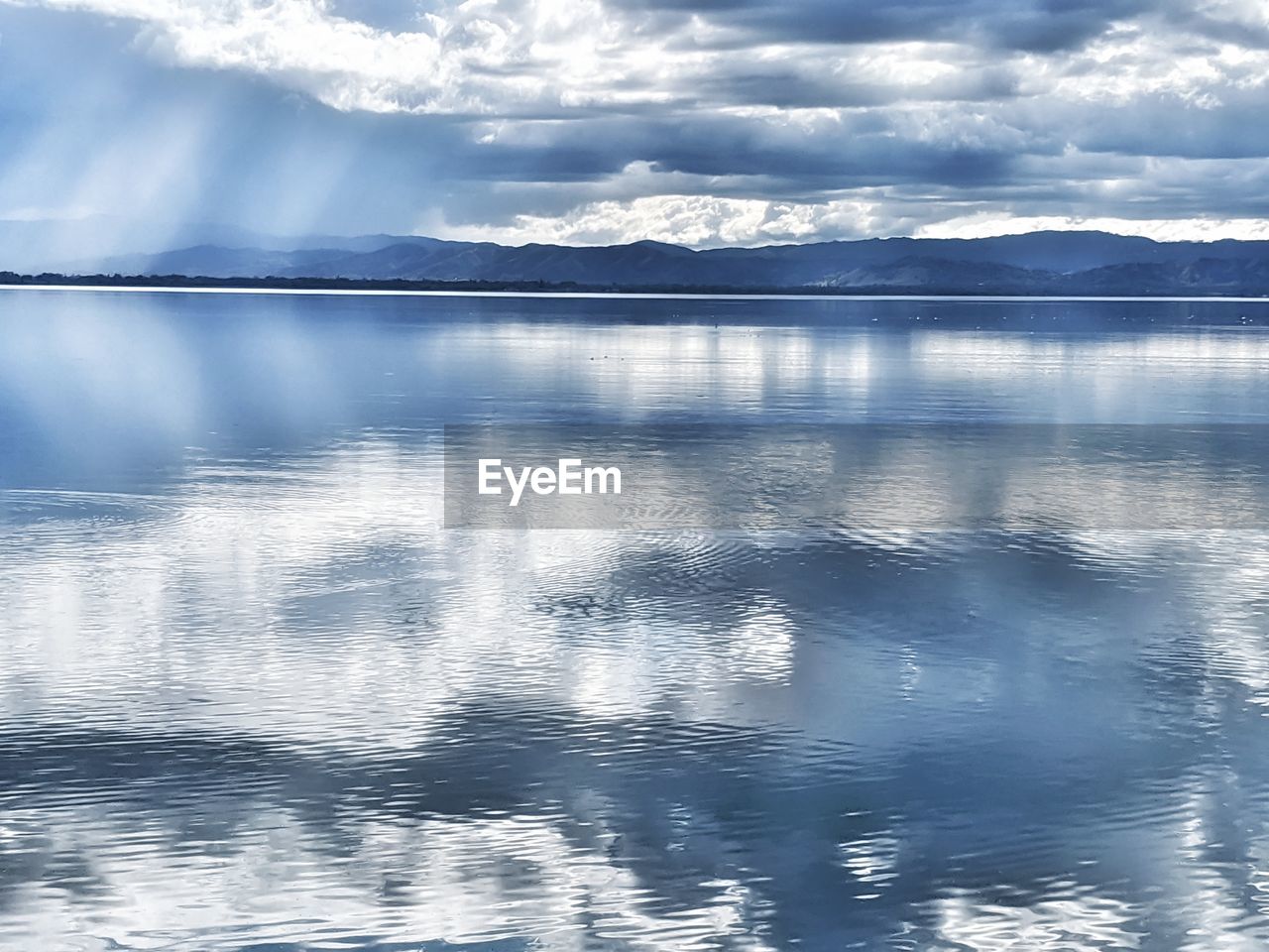 VIEW OF SEA AGAINST SKY