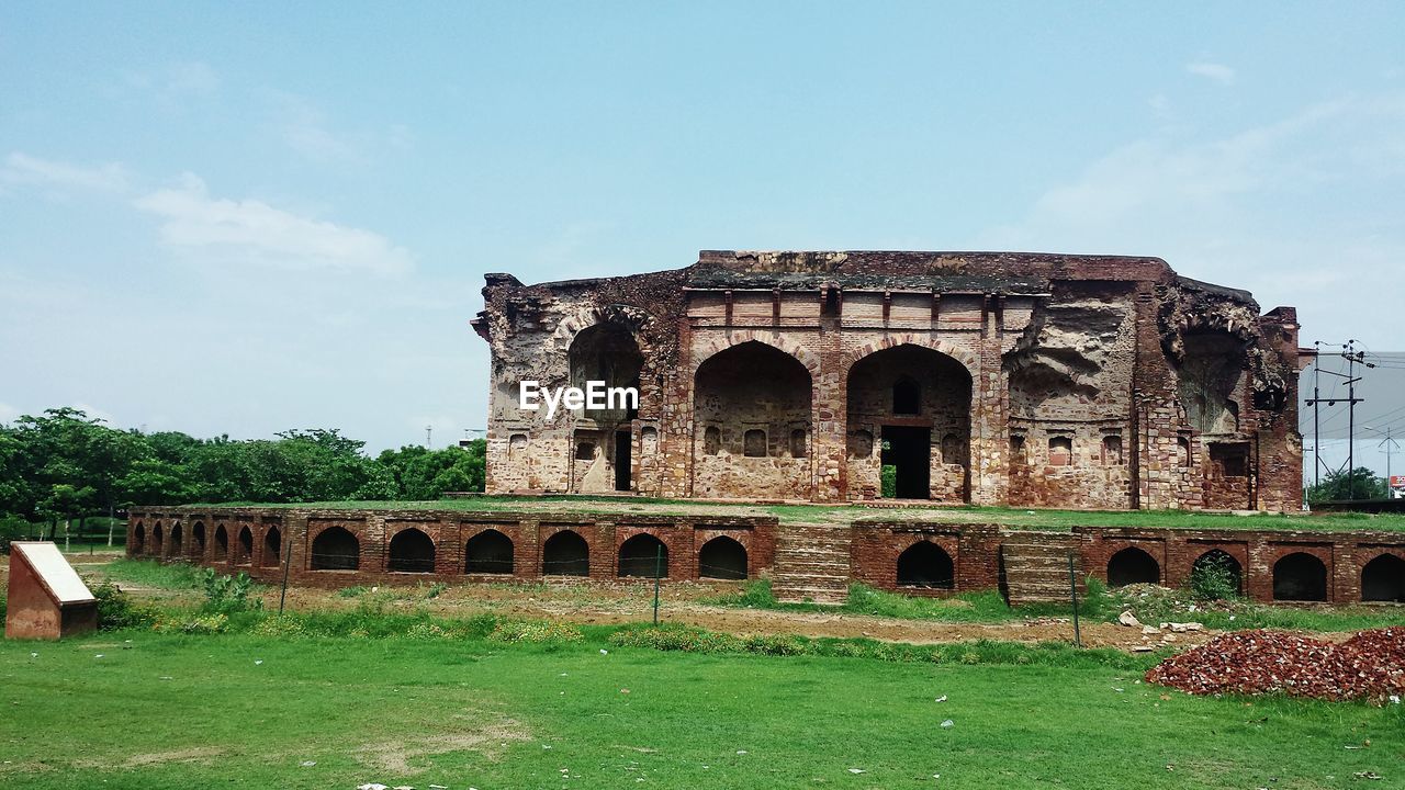 VIEW OF HISTORICAL BUILDING