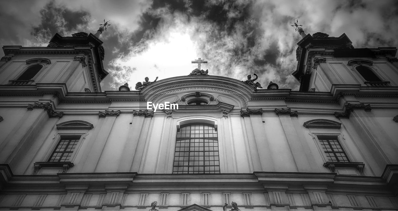 LOW ANGLE VIEW OF CHURCH FACADE