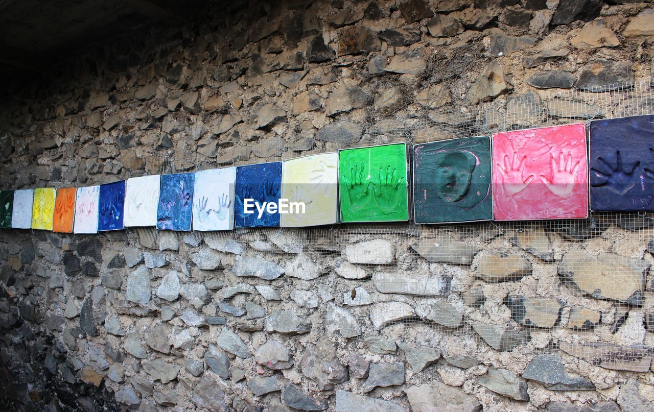 LOW ANGLE VIEW OF WALL