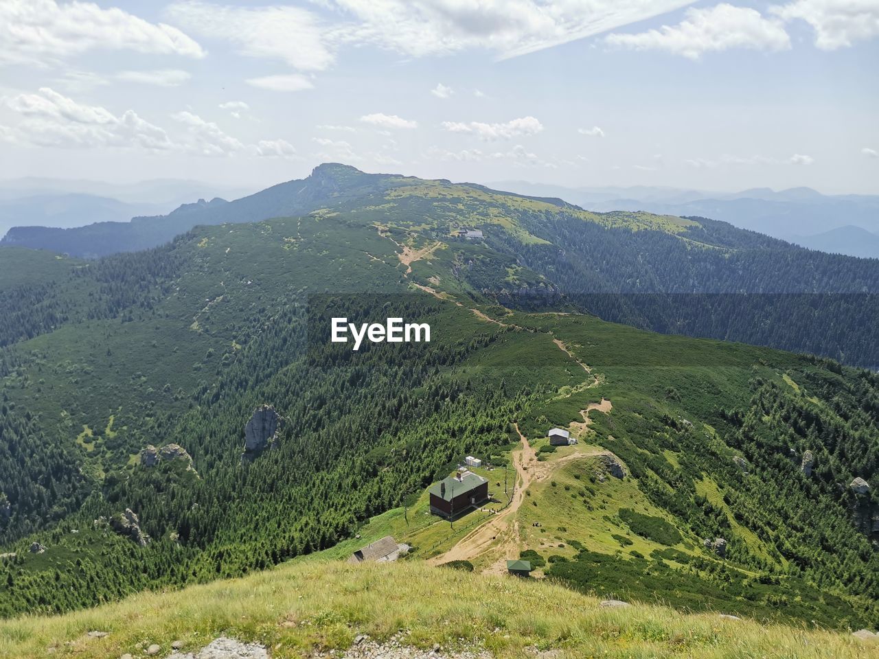 SCENIC VIEW OF LANDSCAPE