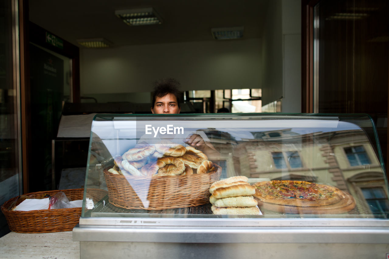 VIEW OF FOOD